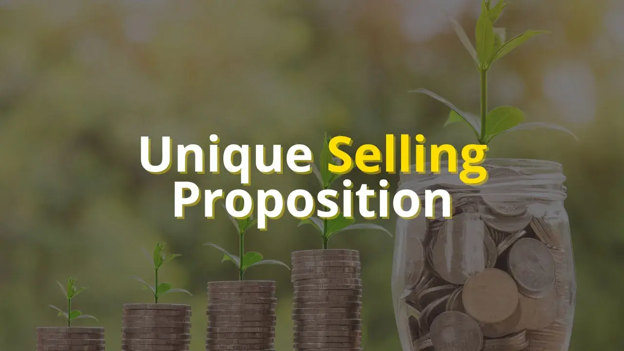 Piante che crescono da pile di monete, con un barattolo pieno di denaro a destra. Testo: "Unique Selling Proposition".