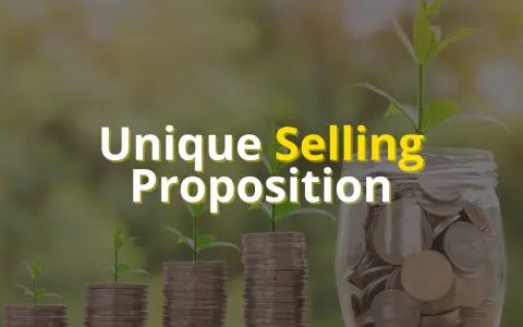 Piante che crescono da pile di monete, con un barattolo pieno di denaro a destra. Testo: "Unique Selling Proposition".