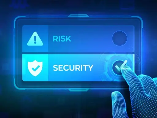 Dito, un dito digitale seleziona "Security" su uno schermo, indicando gli orientamenti EBA per le esternalizzazioni.